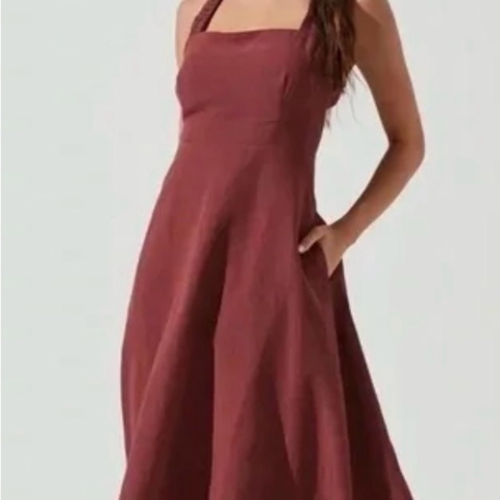 Astr Valenz Midi Dress